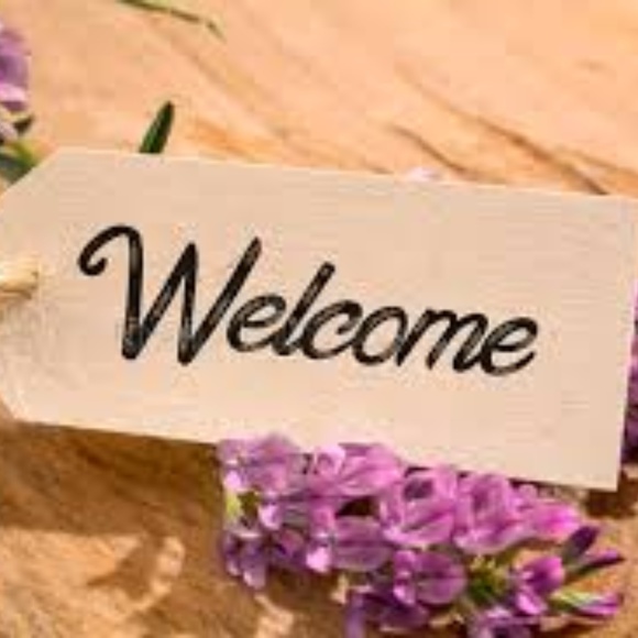 Meet your Posher, Febe - Picture 1 of 1